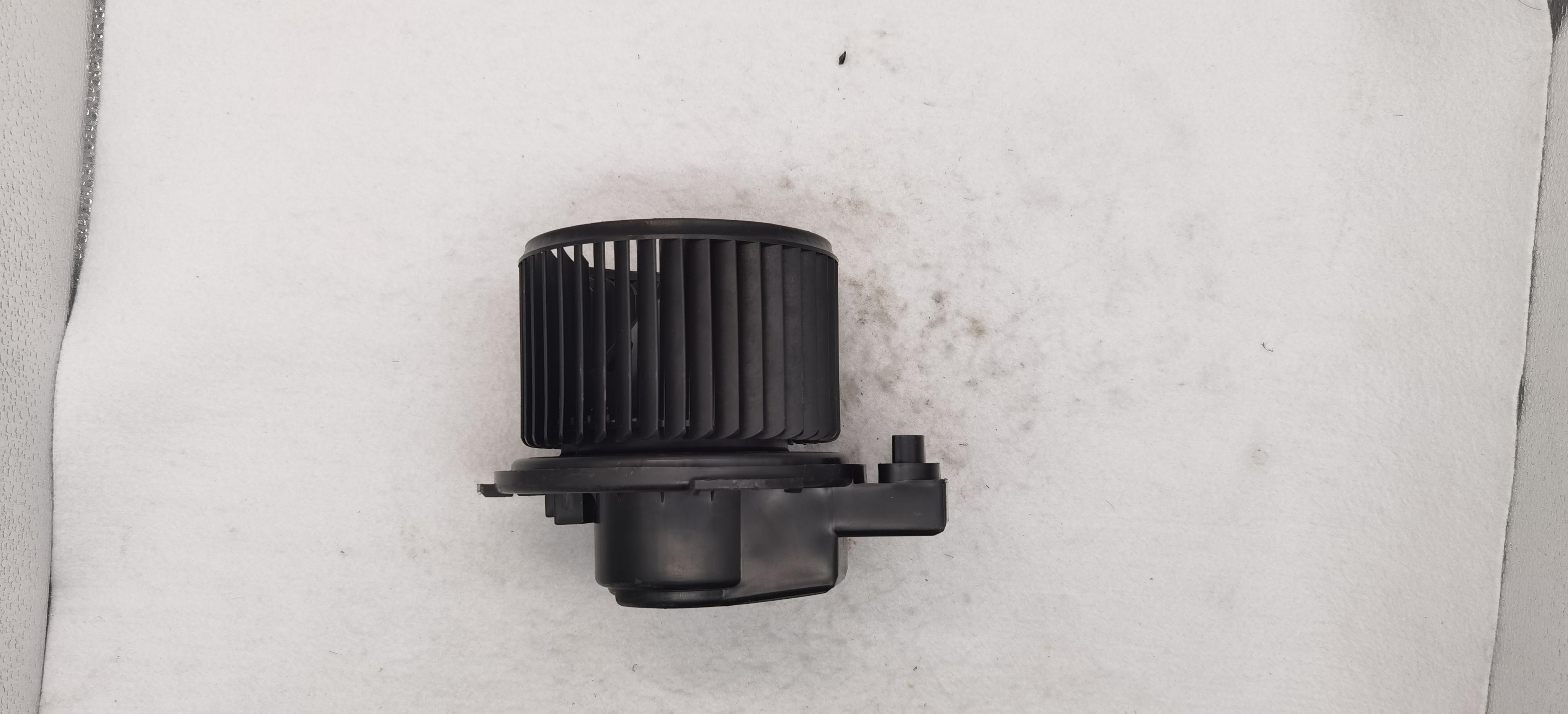 TD1161P80                                   R00348910 car Blower motor for MAZDA 