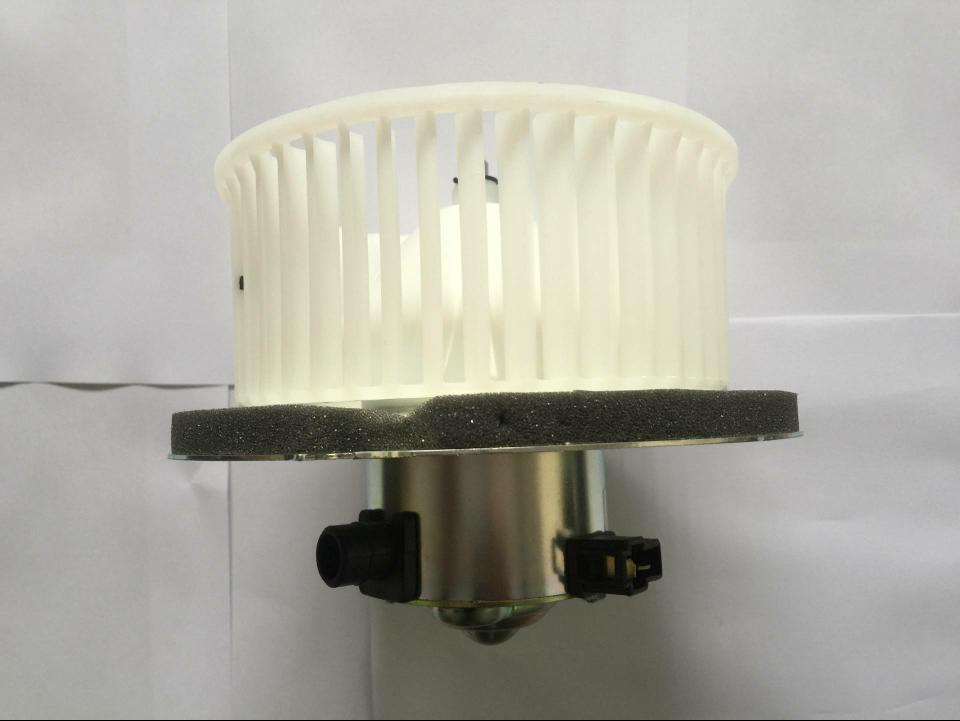 / car Blower motor for ISUZU  ROCKY New                                          