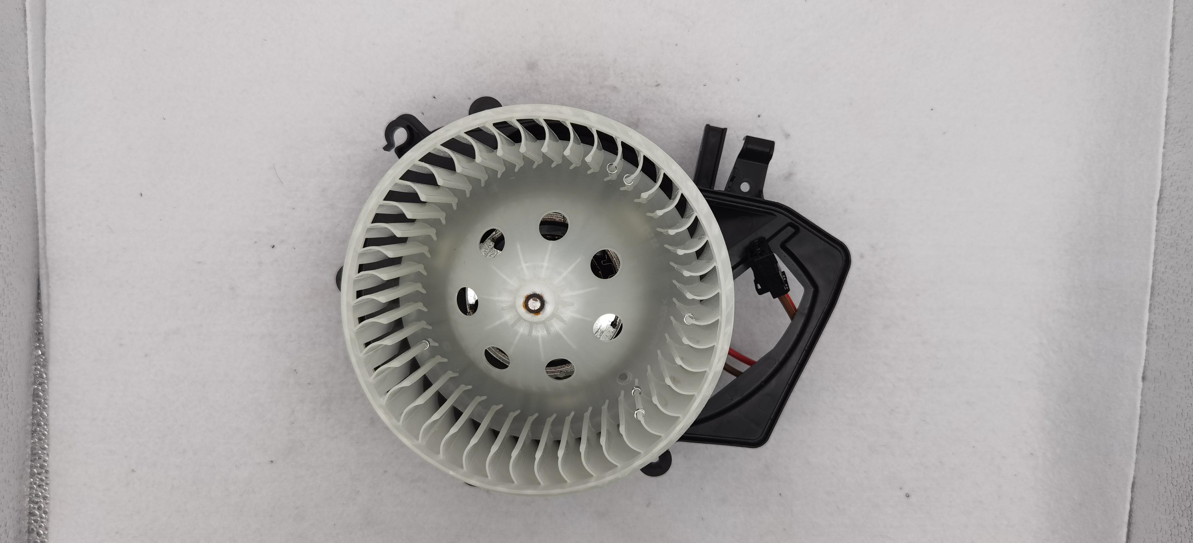 AB177000P                          99000956                                8EW351