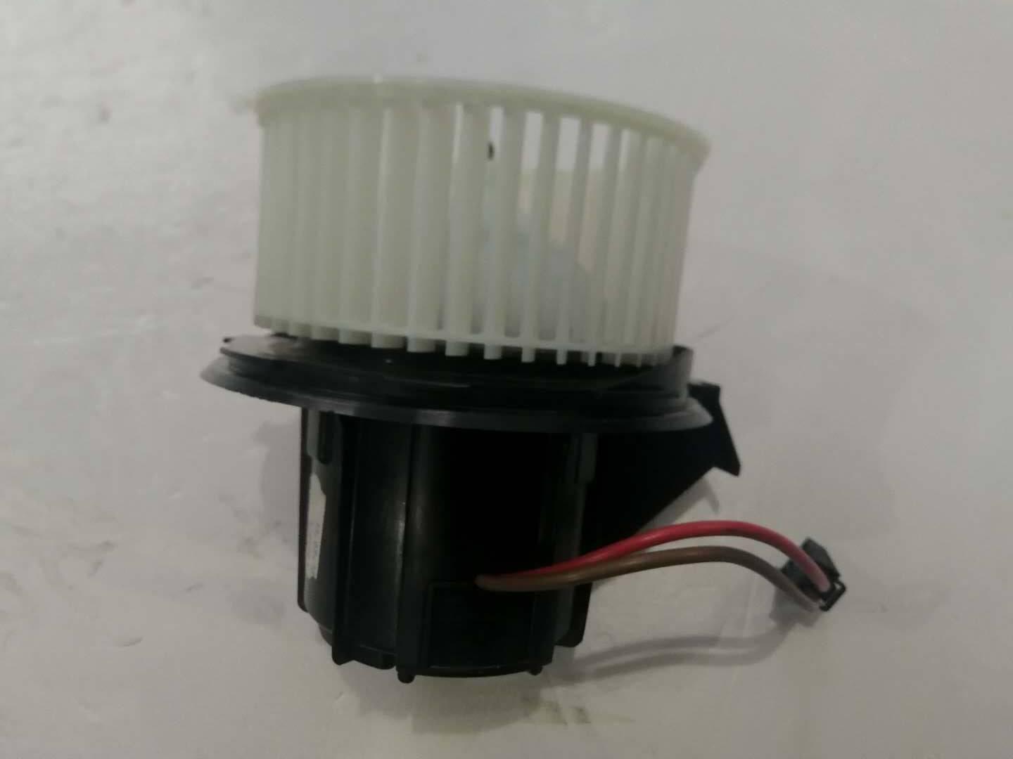 /Product/BENZ/LP60-215.html