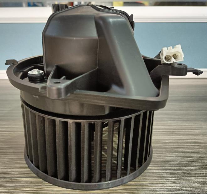 6441 K9                                       715059 Blower motor for PEUGEOT 406