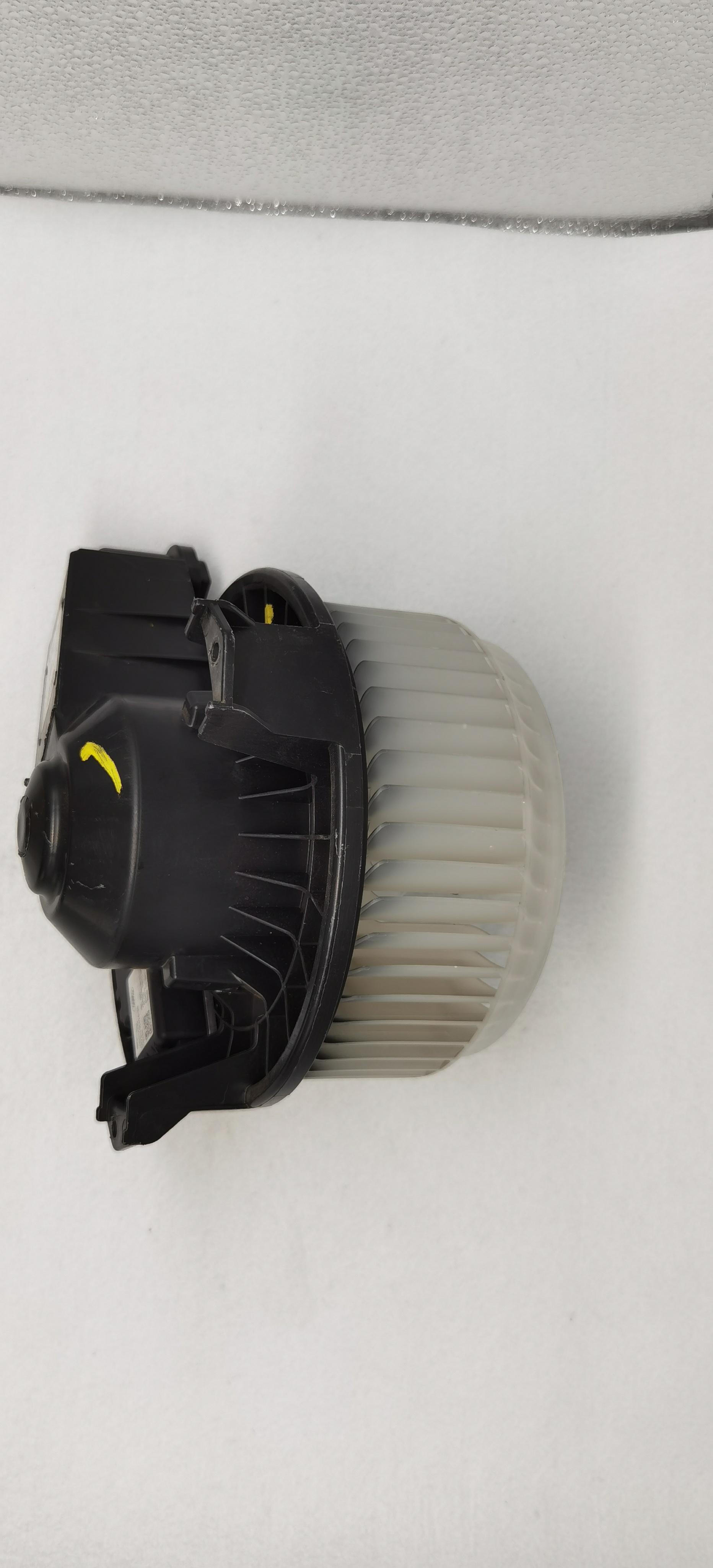 GX7319E624AA                        MF116360-2681 Blower motor for JAGUAR XE XF X