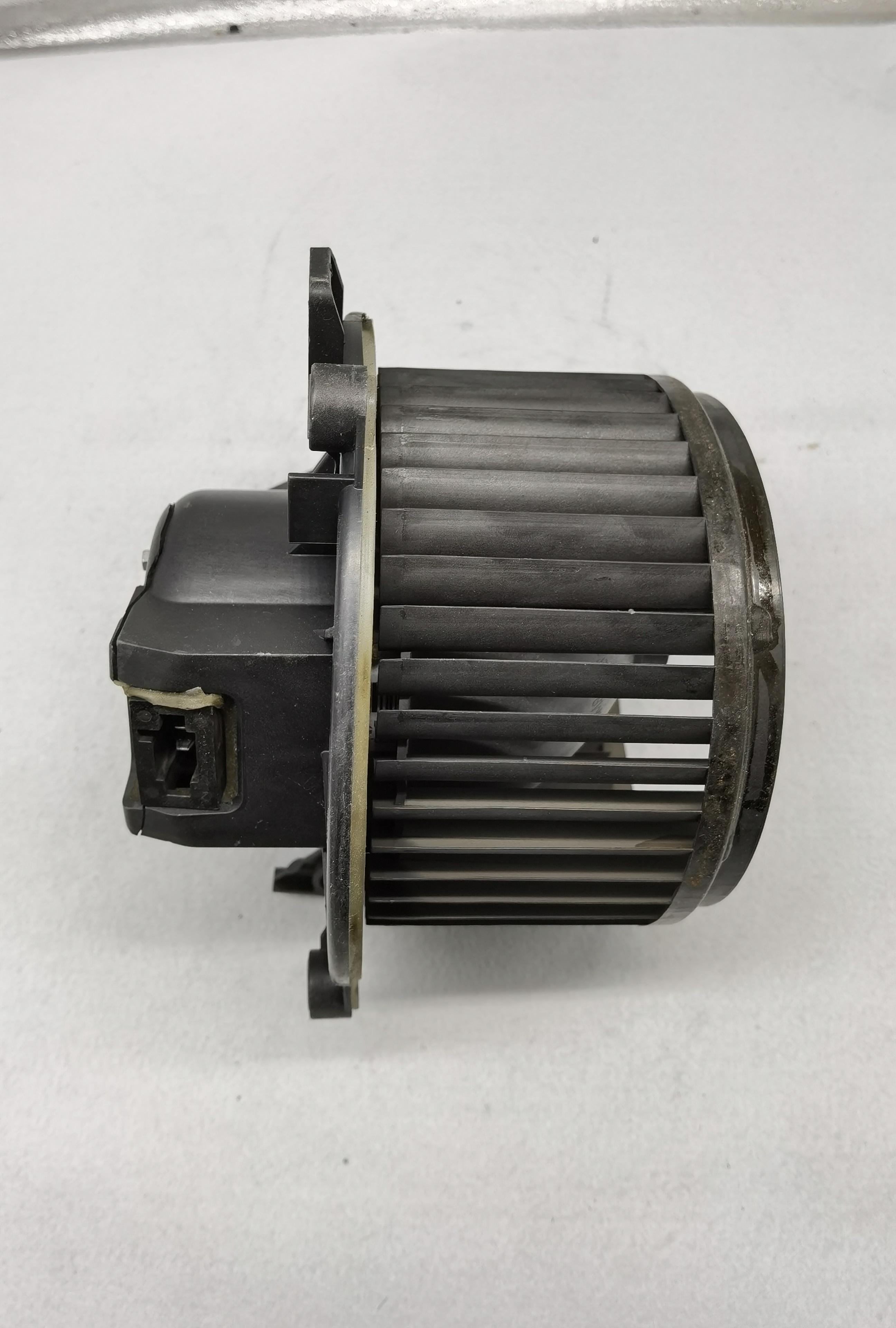 1785083                                   RC530198                               